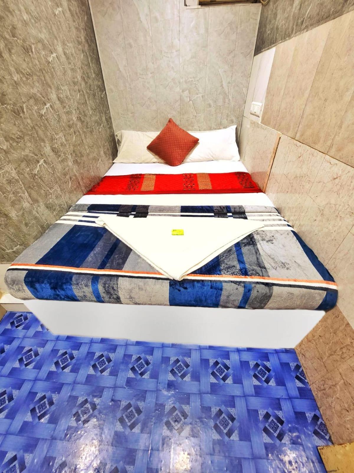 Amaan Hotel Мумбаї Екстер'єр фото