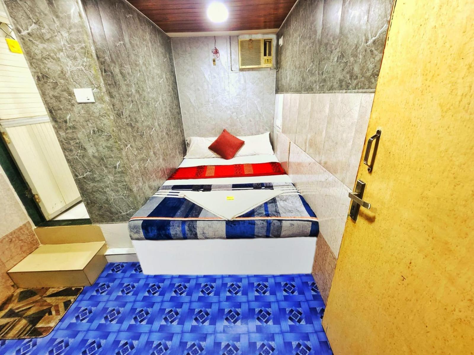 Amaan Hotel Мумбаї Екстер'єр фото