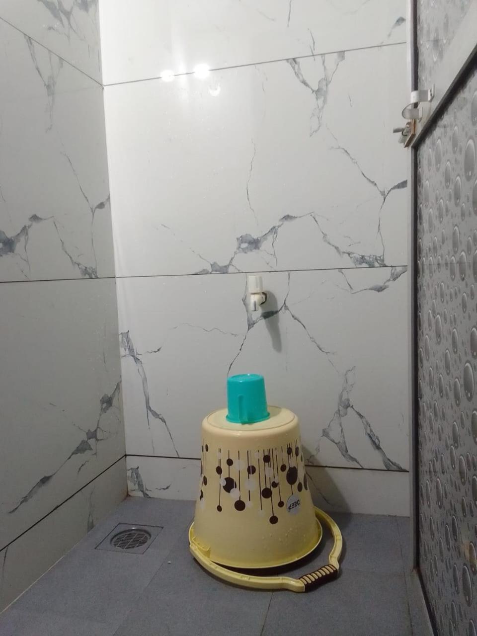 Amaan Hotel Мумбаї Екстер'єр фото